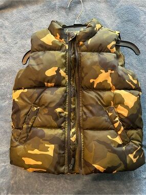 Kids' Camouflage Puffer Vest - Green Camo